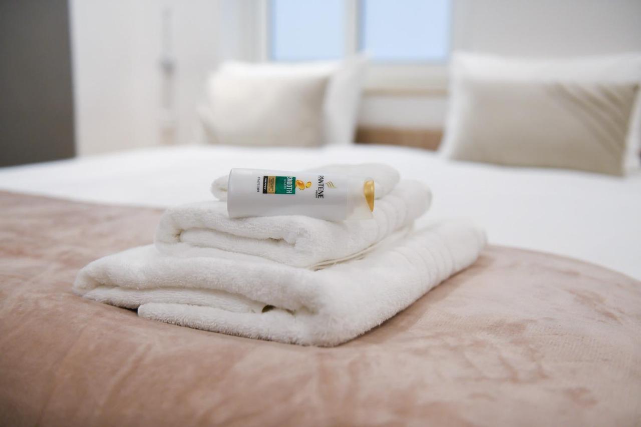 Privilege Suite Pieta Bagian luar foto
